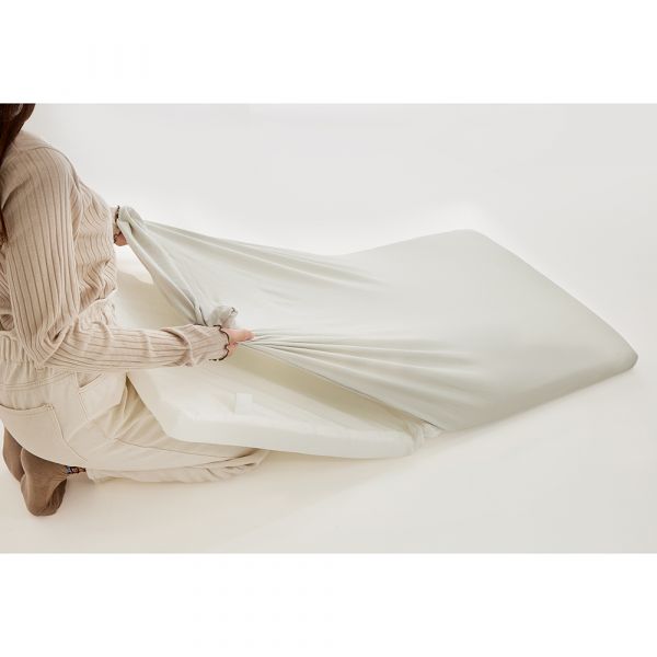 洗い替えのびのびクイックシーツ 折りたたみベビー布団用 レギュラー（グレー）